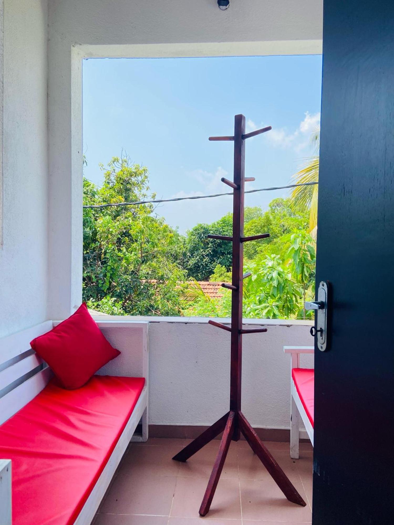 Hiricurry Hostel & Restaurant Dikwella Δωμάτιο φωτογραφία